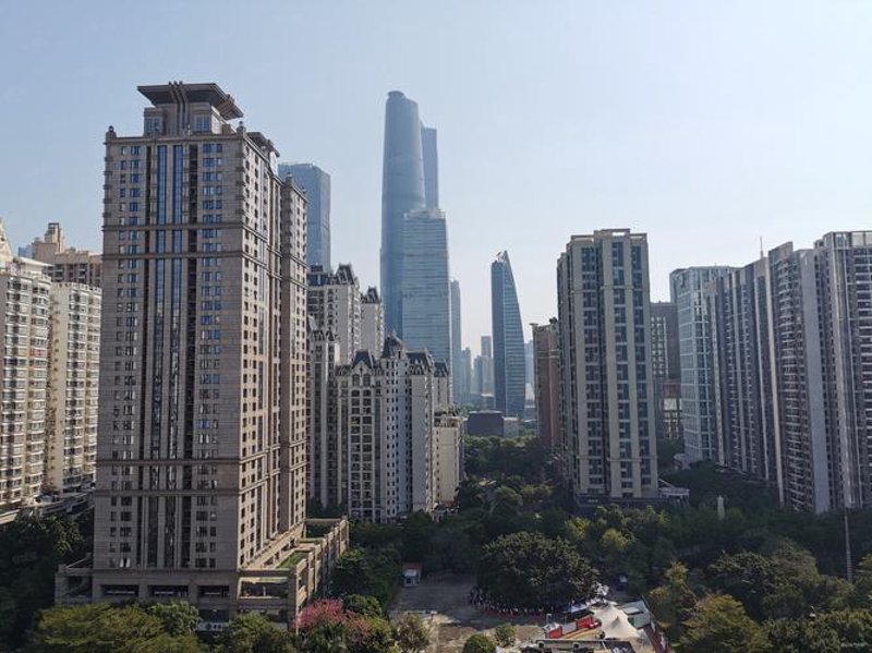 鸿景建筑